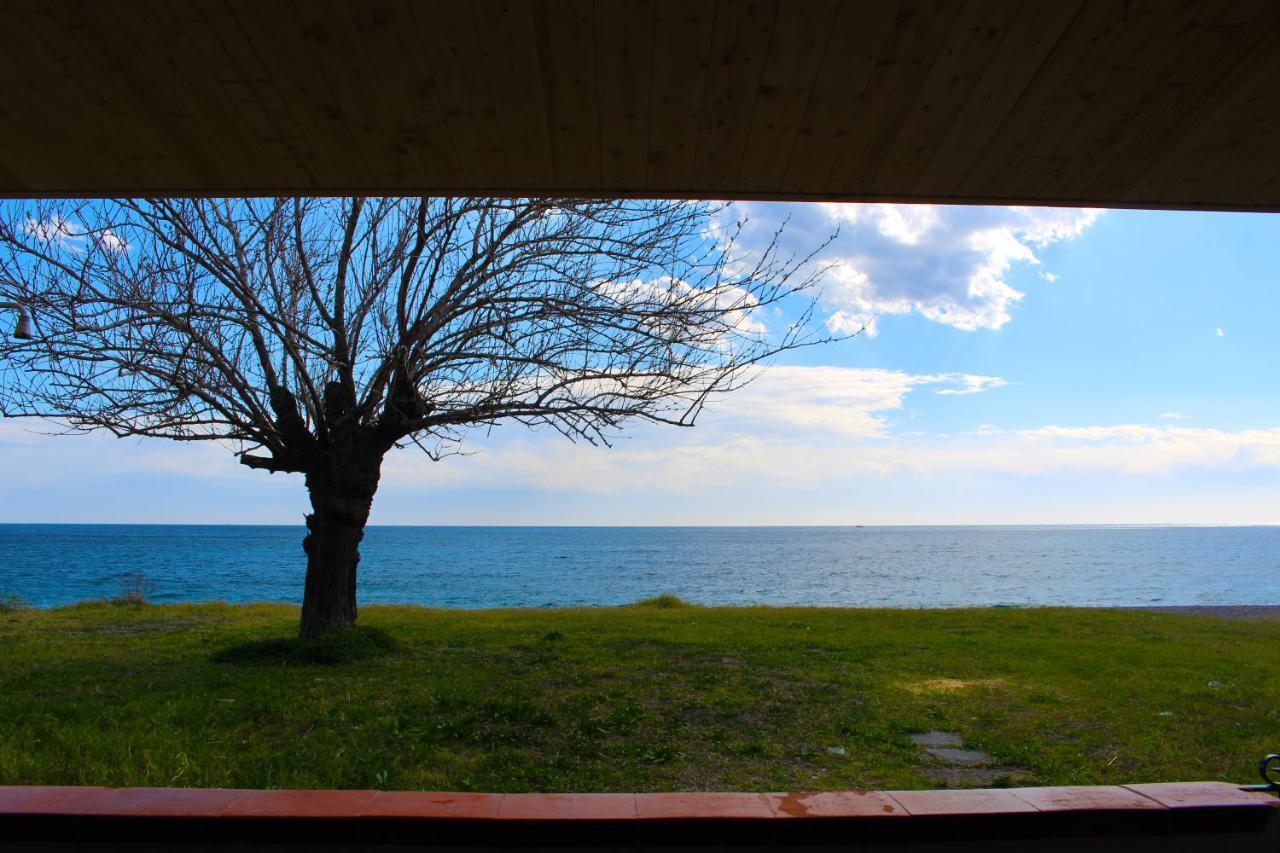 House On The Sea Villa Mascali Bagian luar foto